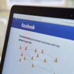 Facebook Picks Friends Over Publishers